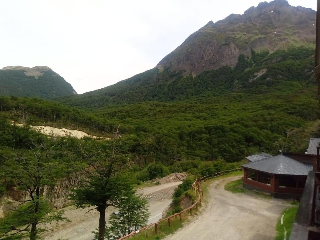 Bagu Ushuaia Hotel Exterior foto